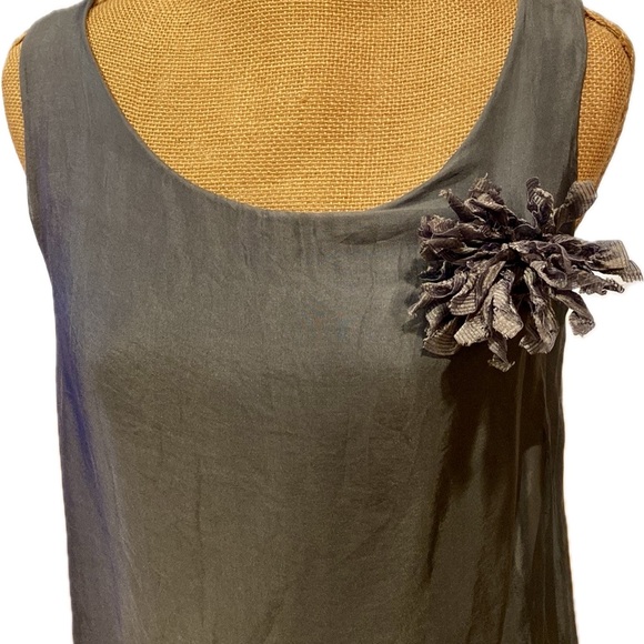 LOLA fabulous silk/viscous asymmetrical top, made in Italy, size M - Picture 16 of 16